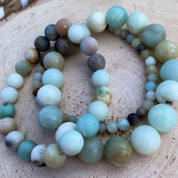 Natural Multicolor Amazonite Round Smooth High-Quality Gemstone Bead Bracelets - Picture 2 of 9